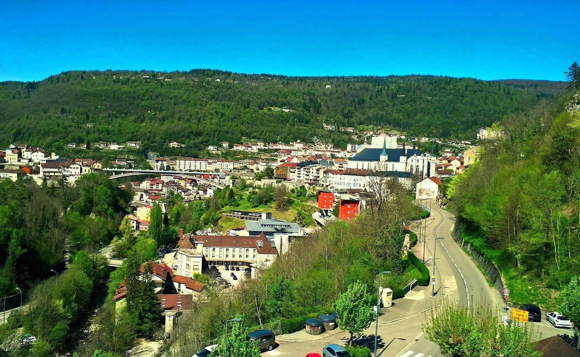 Hotel Saint-Hubert Экстерьер фото